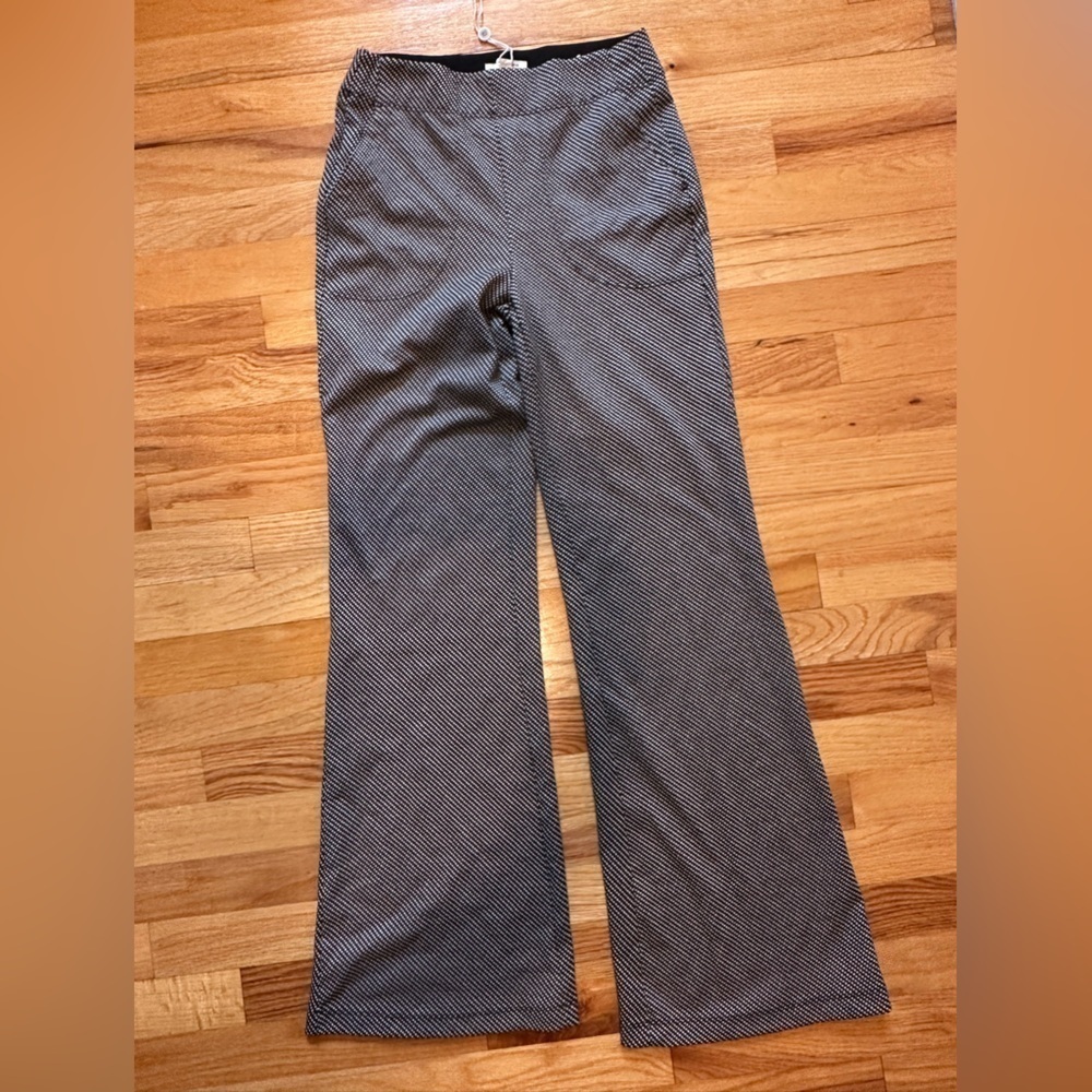 Max Studio Stretchy Bootcut Full Length Pants Black & White size XS